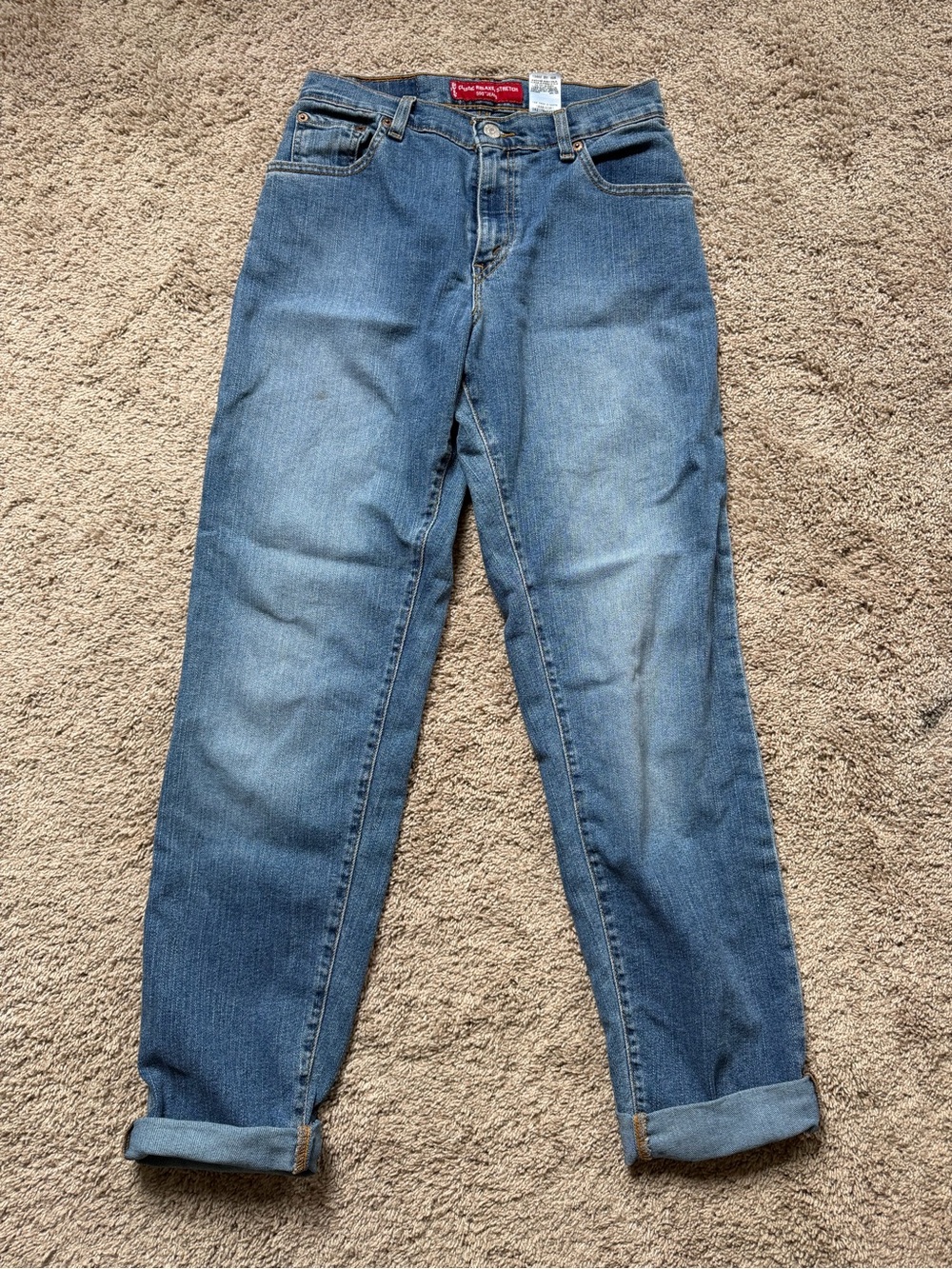Levi's Women’s Classic Relaxed Stretch Light Blue 550 Jeans, Size 6